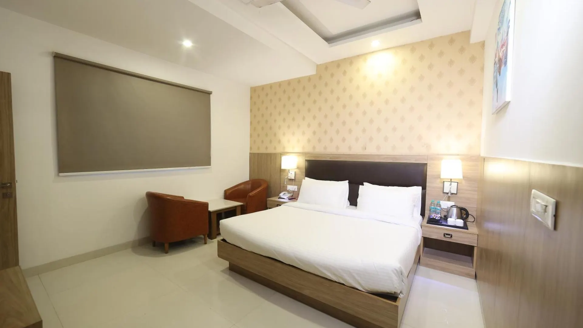 Hotel Elevate Inn - With Complimentary Pickup Or Drop Near Delhi Airport New Delhi