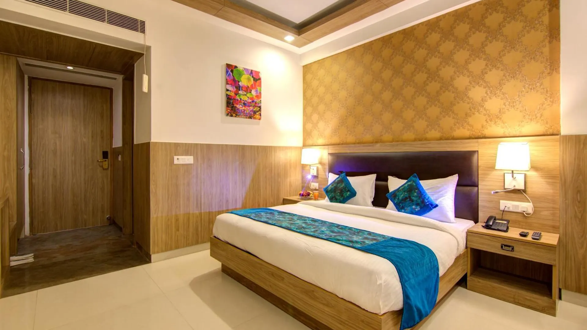 ****  Hotel Elevate Inn - With Complimentary Pickup Or Drop Near Delhi Airport New Delhi India