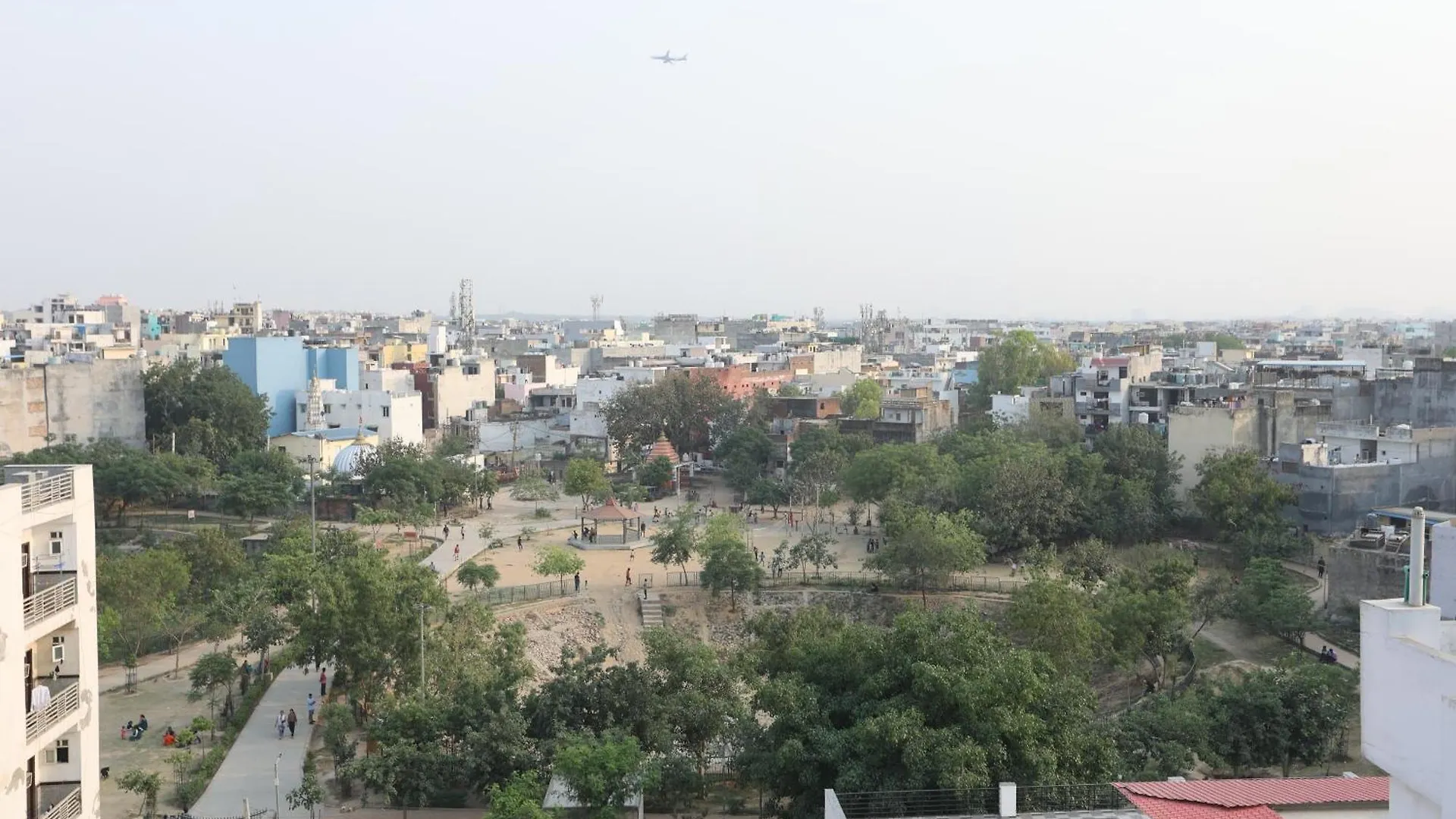 Hotel Elevate Inn - With Complimentary Pickup Or Drop Near Delhi Airport New Delhi