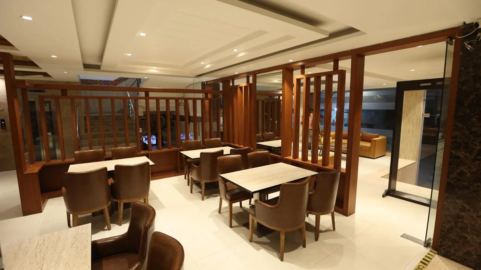 Hotel Elevate Inn - With Complimentary Pickup Or Drop Near Delhi Airport New Delhi India