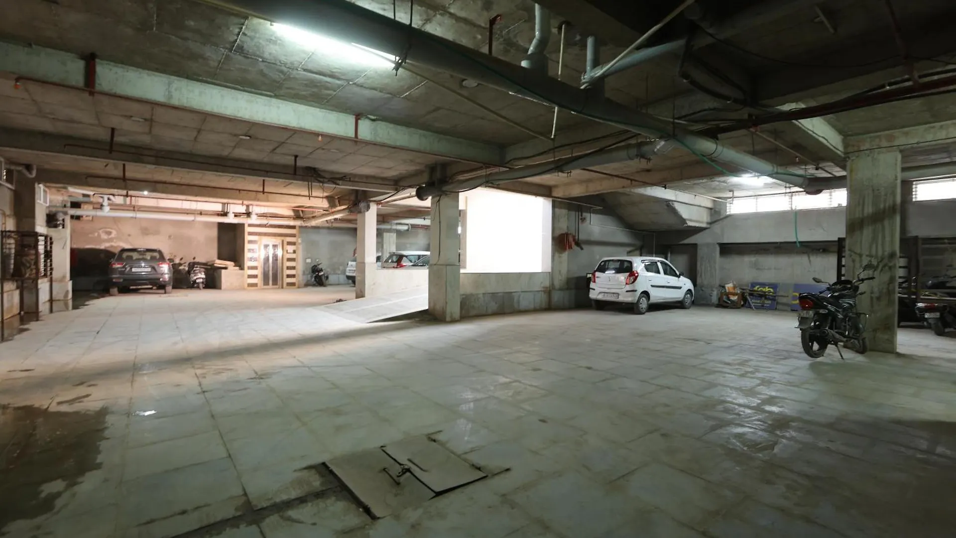 Hotel Elevate Inn - With Complimentary Pickup Or Drop Near Delhi Airport New Delhi