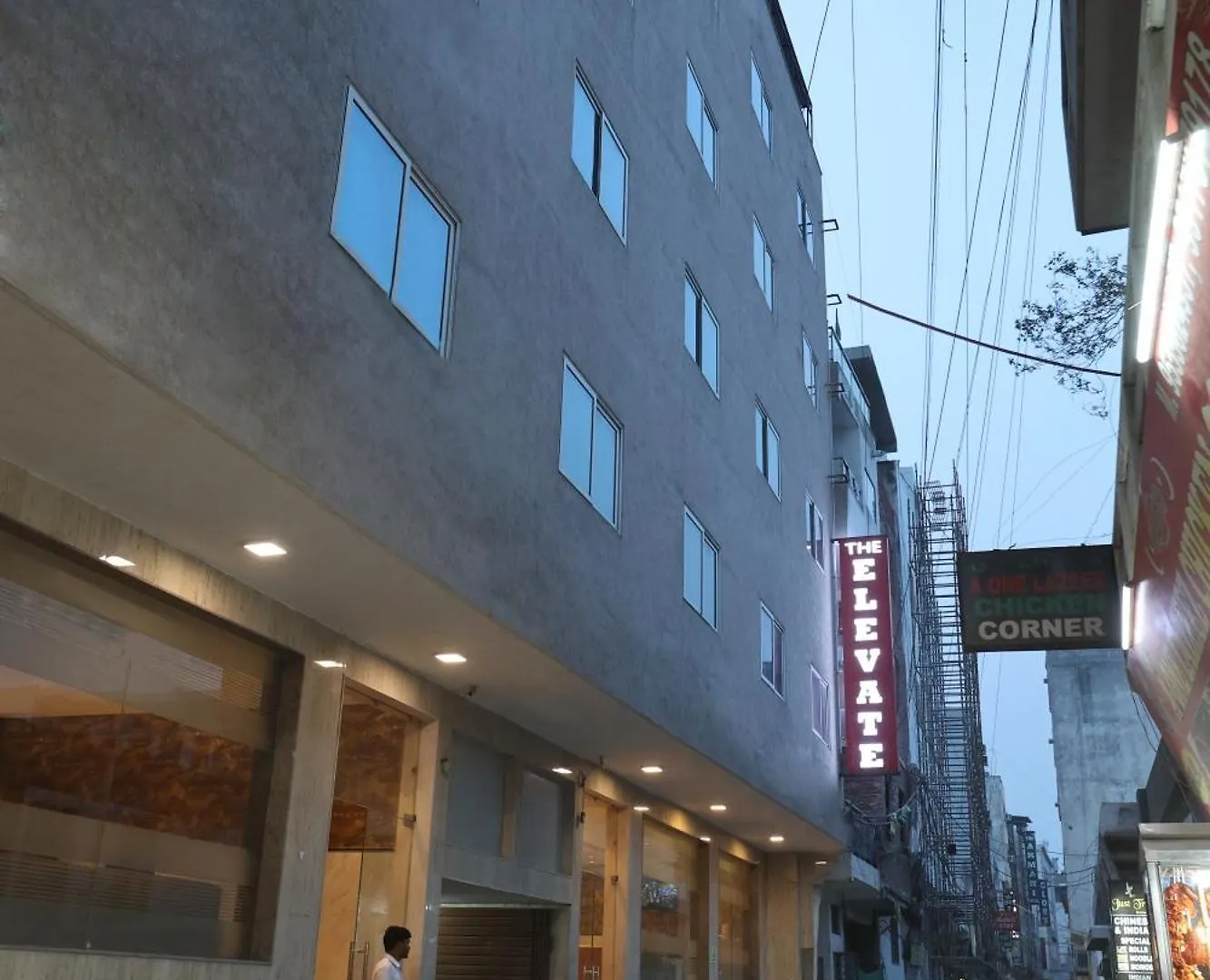 Hotel Elevate Inn - With Complimentary Pickup Or Drop Near Delhi Airport New Delhi 4*,
