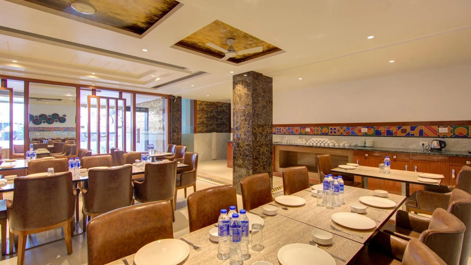 Hotel Elevate Inn - With Complimentary Pickup Or Drop Near Delhi Airport New Delhi
