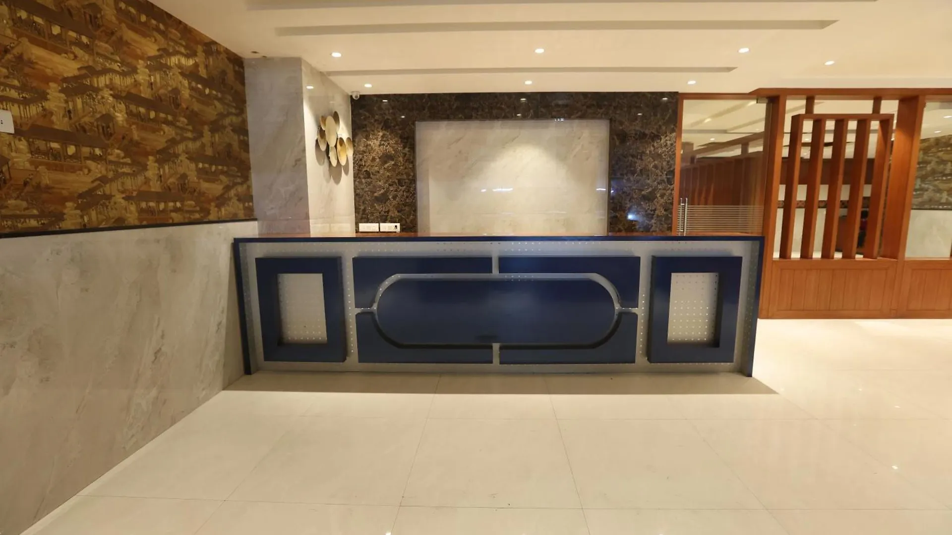 Hotel Elevate Inn - With Complimentary Pickup Or Drop Near Delhi Airport New Delhi 4*,  Indien