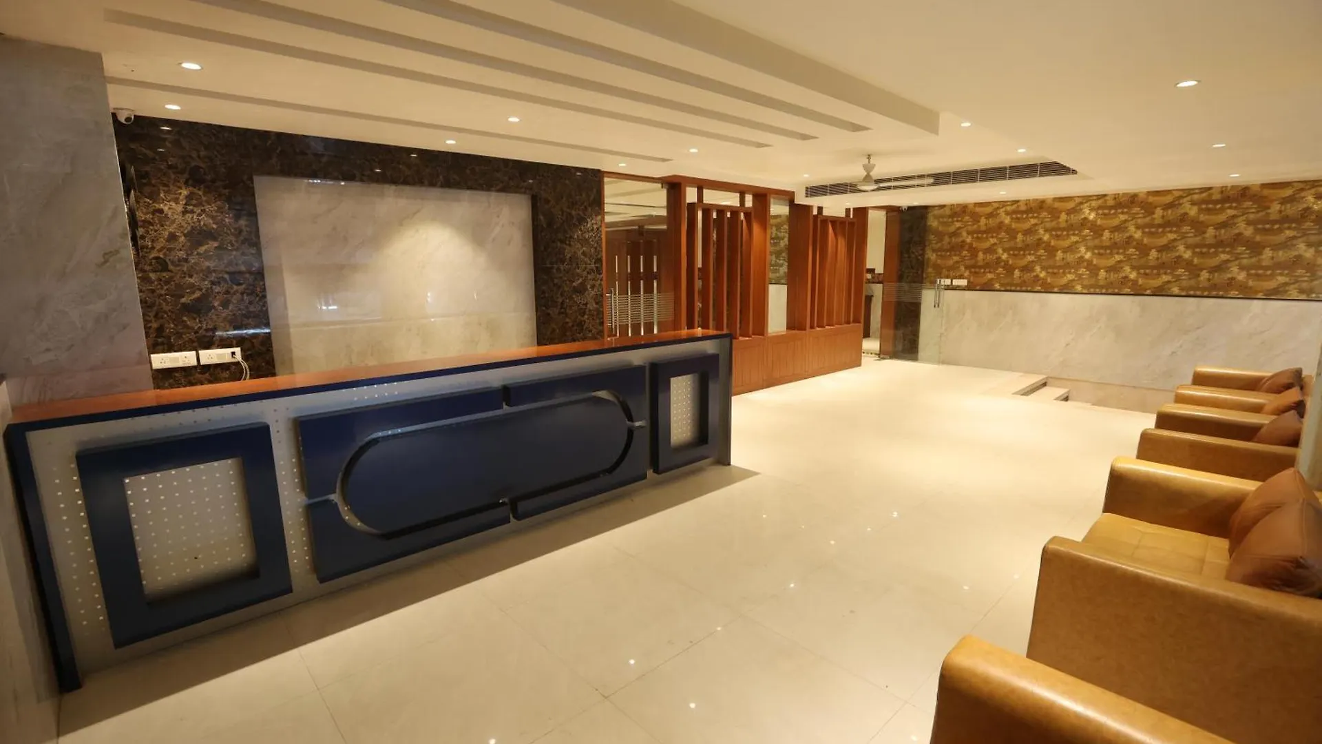 Hotel Elevate Inn - With Complimentary Pickup Or Drop Near Delhi Airport New Delhi