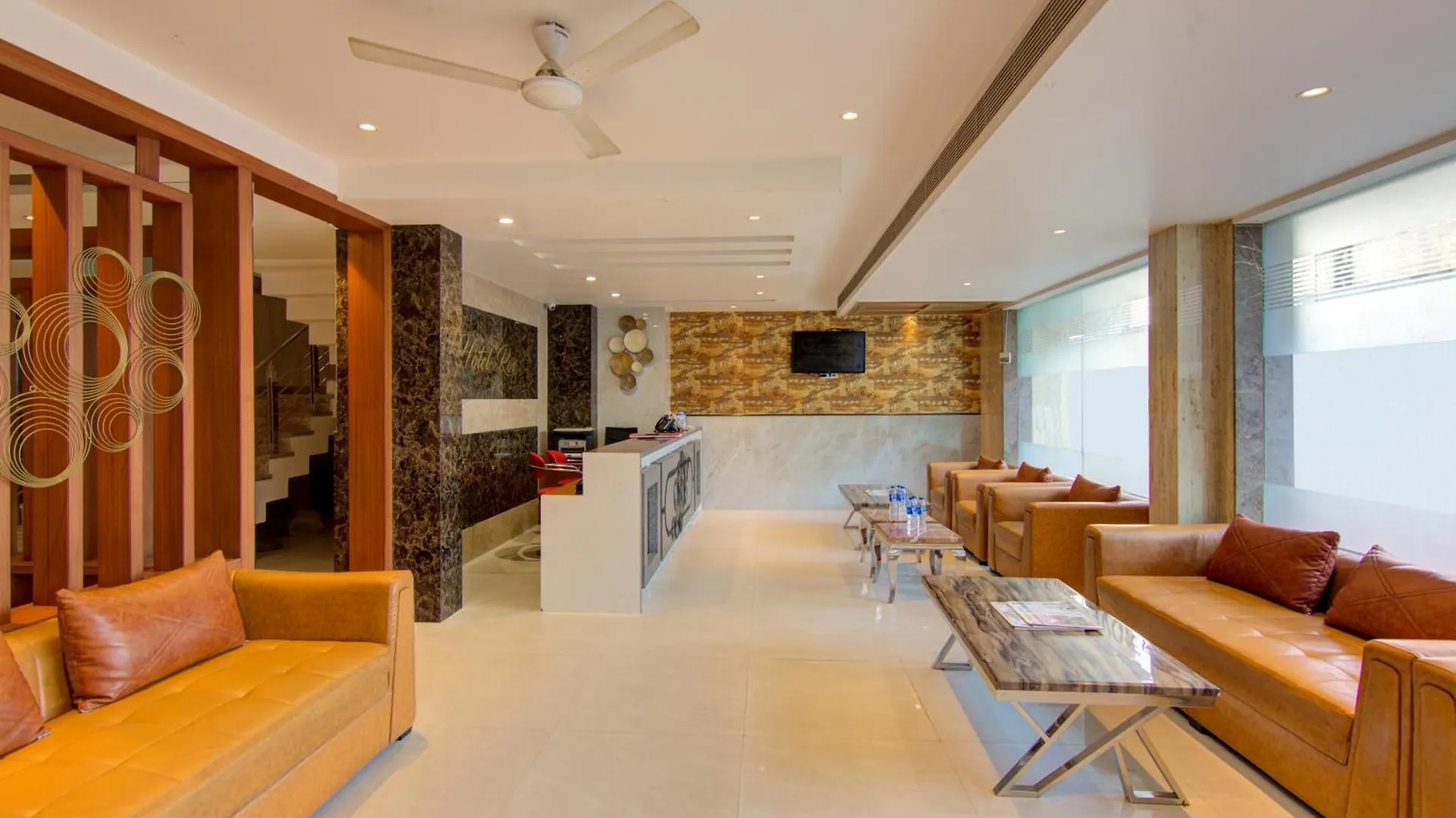 ****  Hotel Elevate Inn - With Complimentary Pickup Or Drop Near Delhi Airport New Delhi Indien