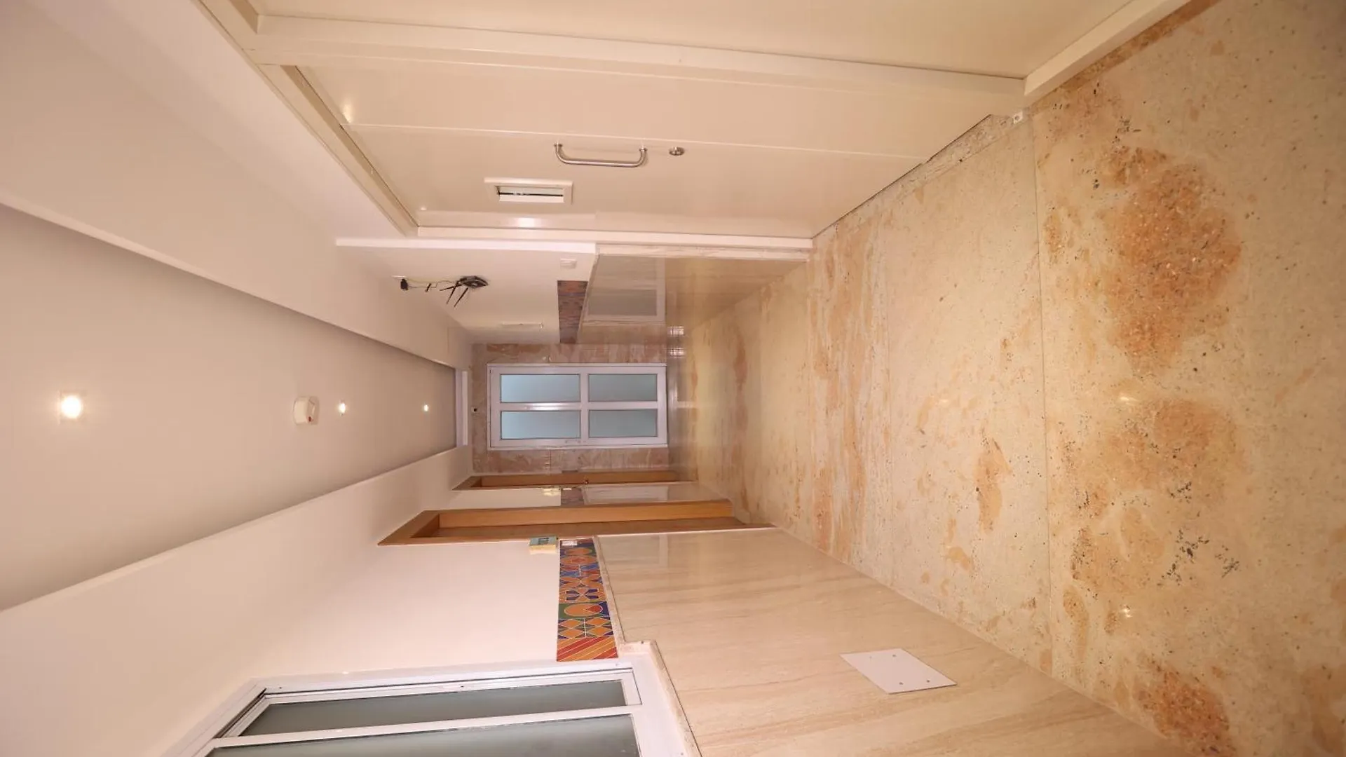 Hotel Elevate Inn - With Complimentary Pickup Or Drop Near Delhi Airport New Delhi
