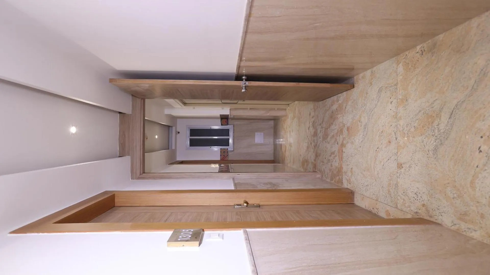 Hotel Elevate Inn - With Complimentary Pickup Or Drop Near Delhi Airport New Delhi
